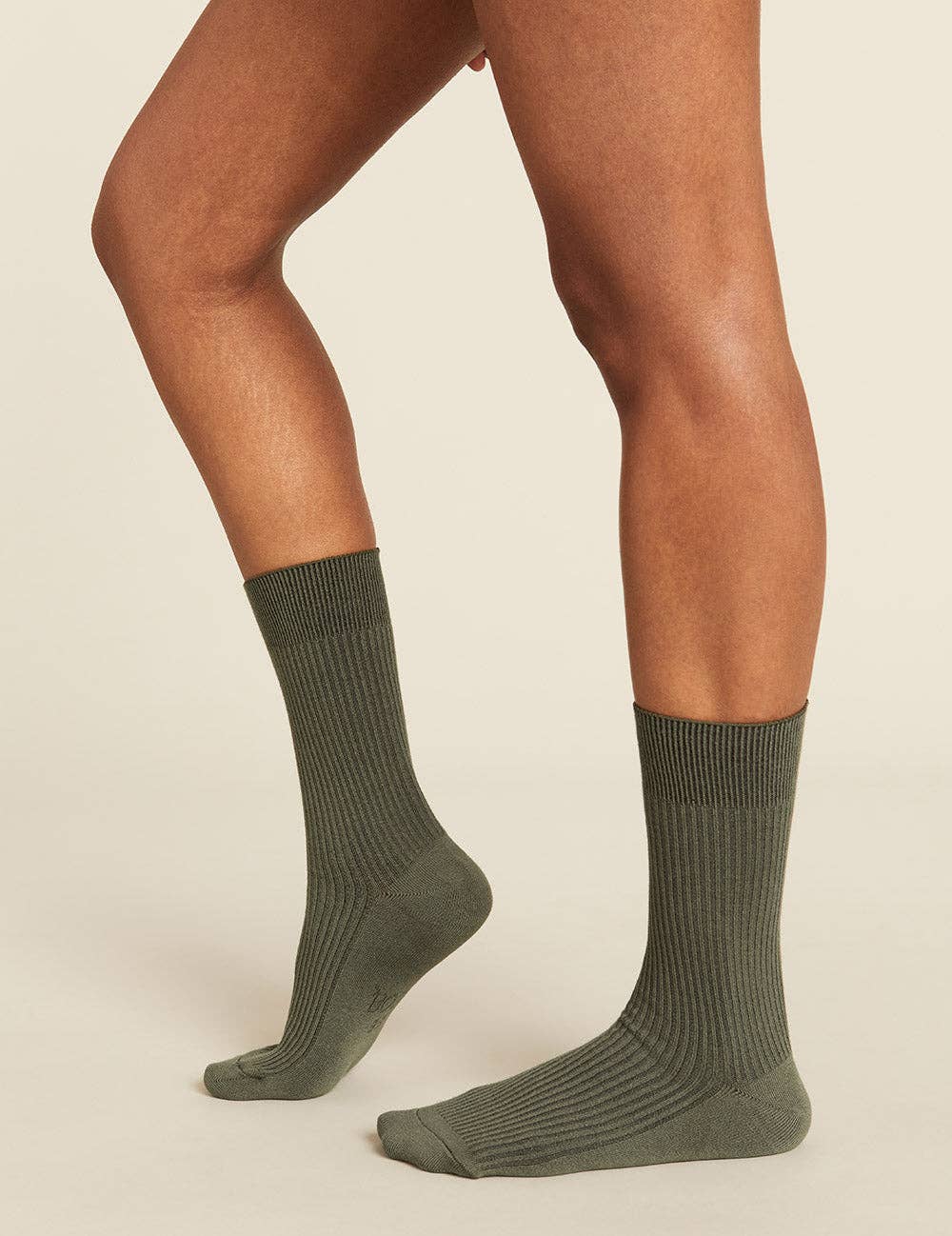 Organic Bamboo Ribbed Crew Socks: Womens