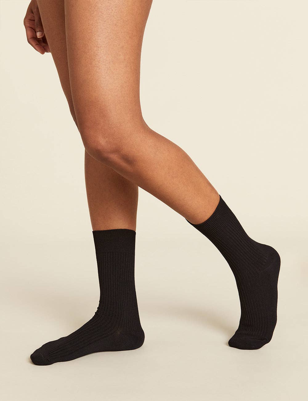 Organic Bamboo Ribbed Crew Socks: Womens